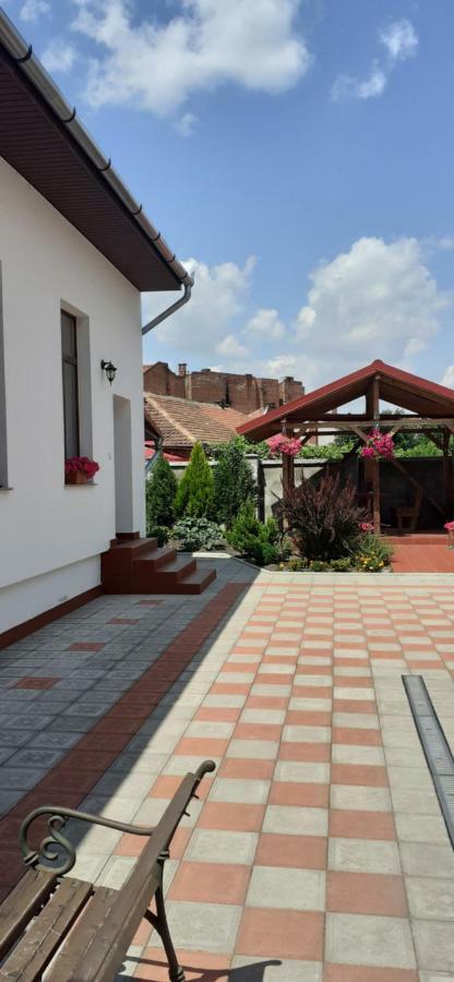 La Principessa Otel Oradea Dış mekan fotoğraf